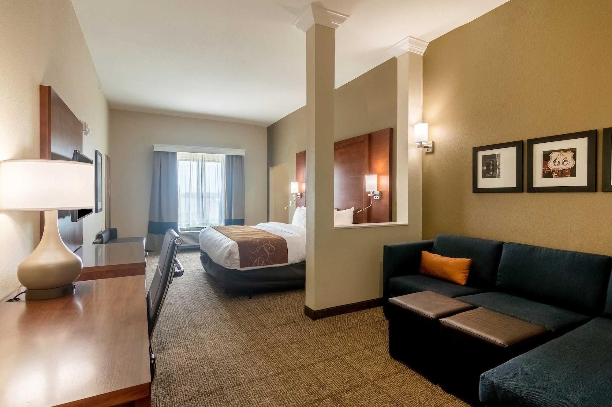 Comfort Suites Fairgrounds West Оклахома-Сити Экстерьер фото
