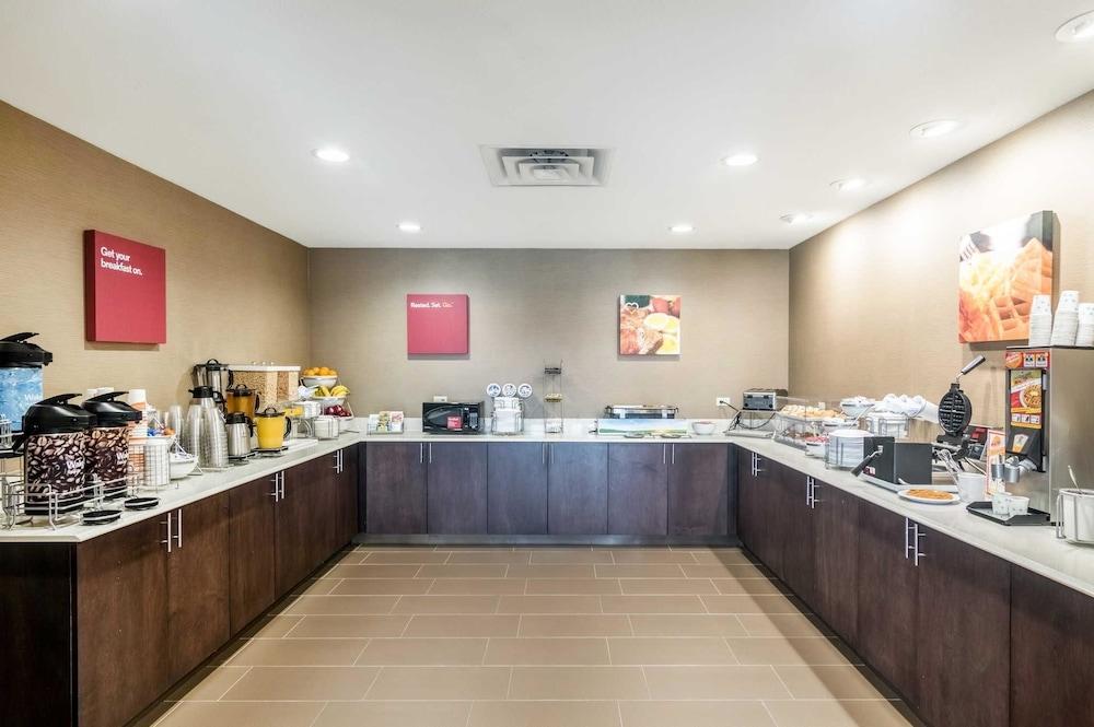 Comfort Suites Fairgrounds West Оклахома-Сити Экстерьер фото