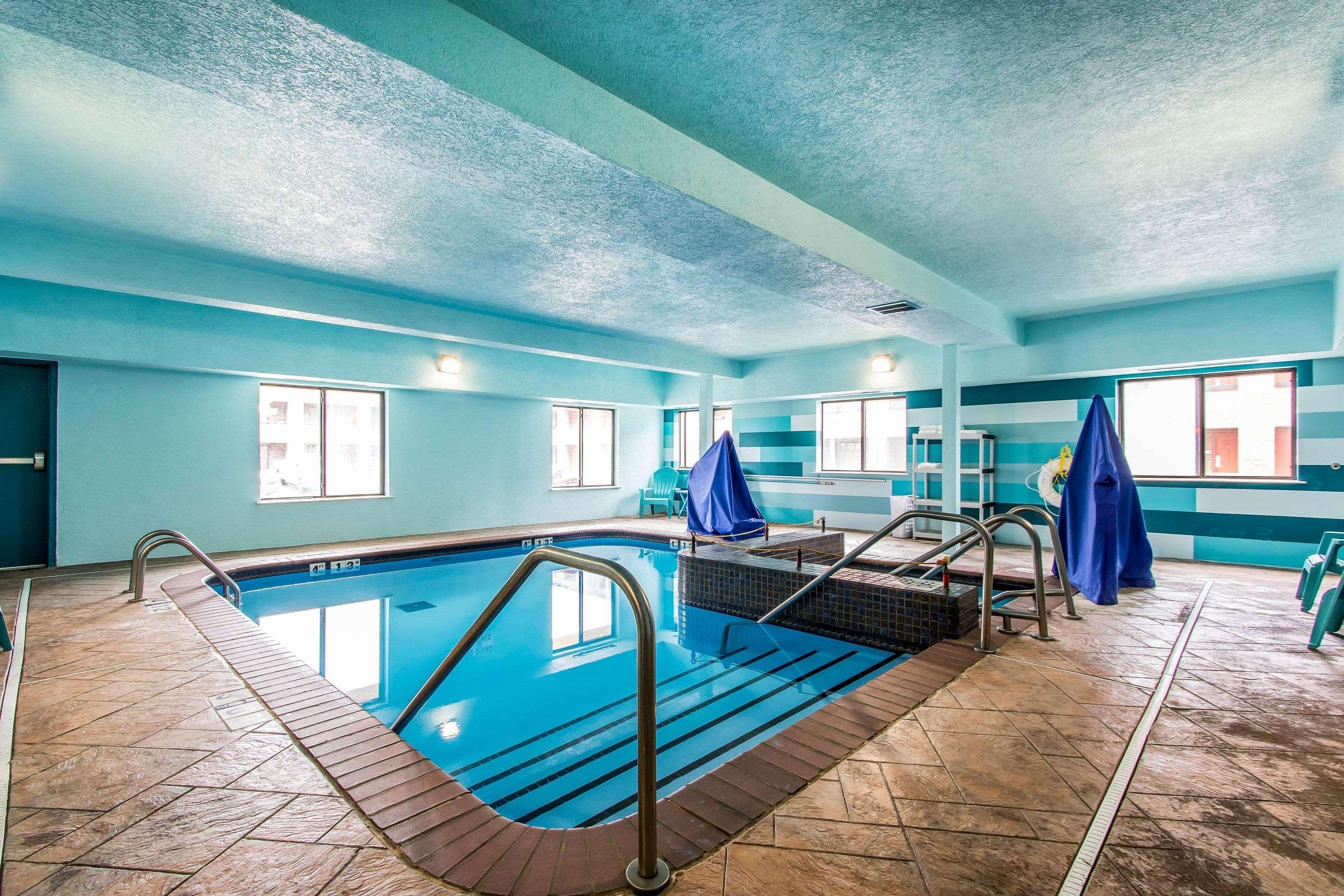 Comfort Suites Fairgrounds West Оклахома-Сити Экстерьер фото