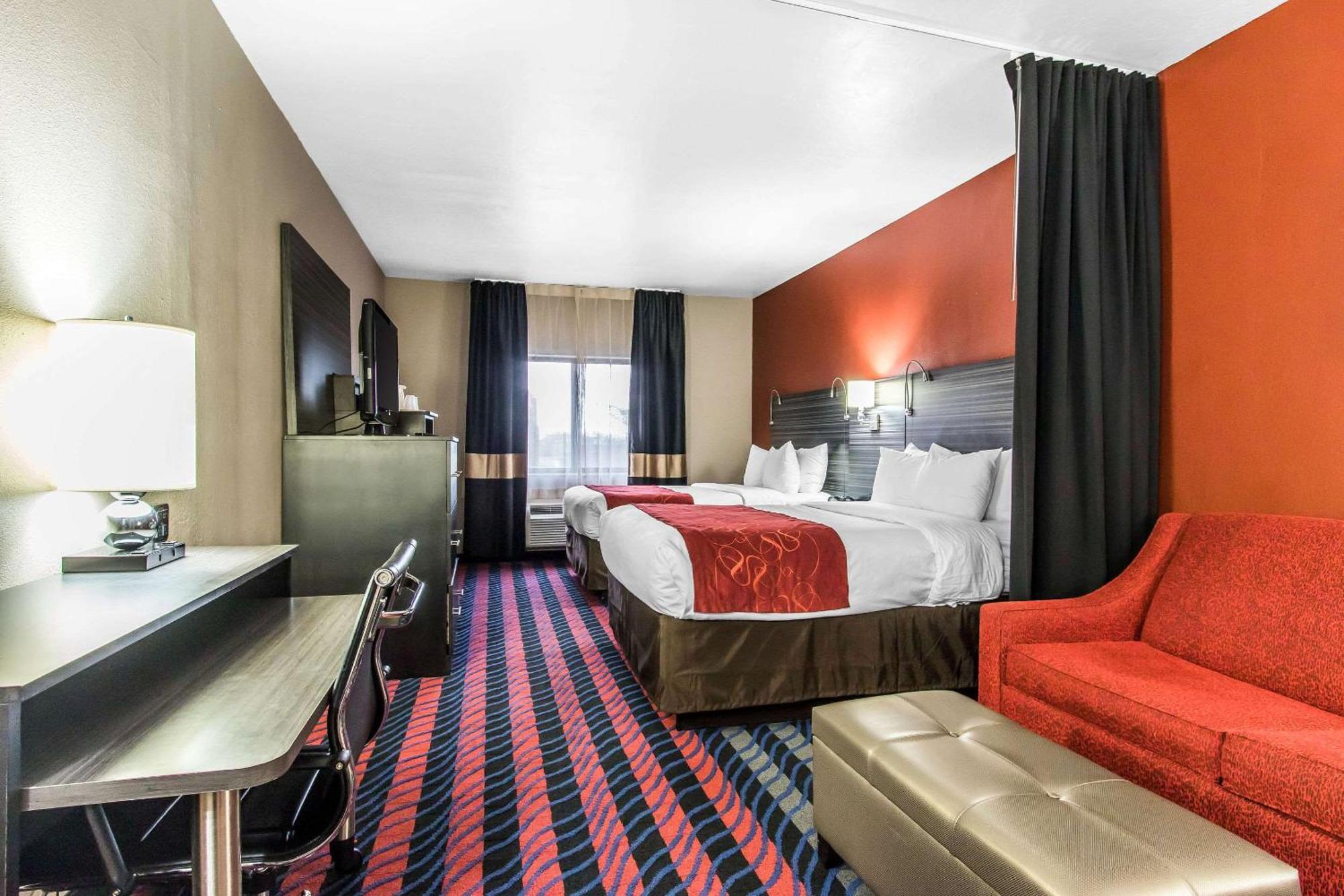 Comfort Suites Fairgrounds West Оклахома-Сити Экстерьер фото